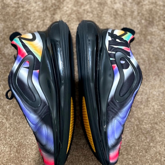 Air Max 720 Color Streaks - Picture 6 of 7
